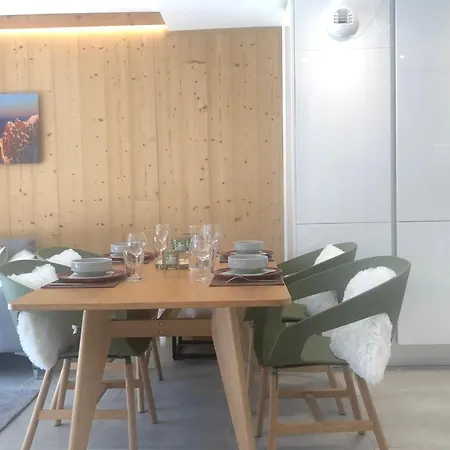 Design In Apartment *